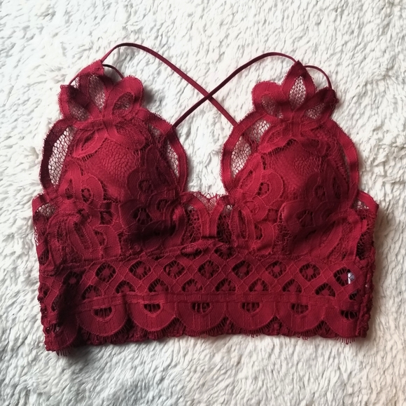 Tops - Red Lace Crochet Pullover Bralette